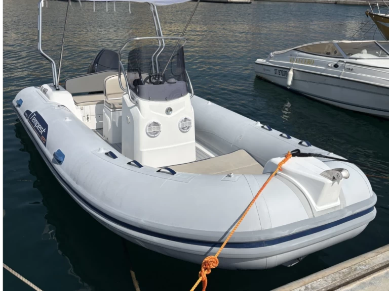Schlauchboot mit oder ohne Skipper Capelli mieten in Sète