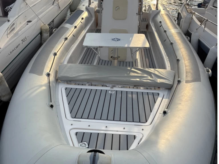 Schlauchboot mieten in Cavalaire-sur-Mer zum besten Preis