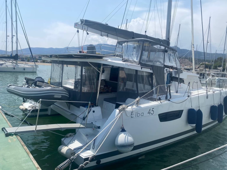 Katamaran mit oder ohne Skipper Fountaine Pajot mieten in Le Marin