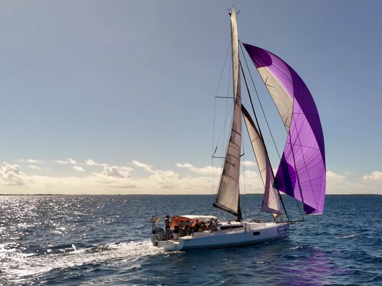 Vermietung Segelboot Pogo Structures mit Führerschein