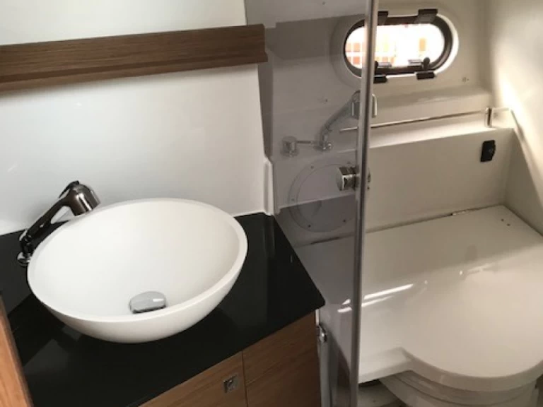 Jeanneau Cap Camarat 9.0 WA mieten Alcocéber