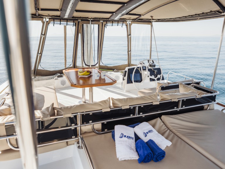 Katamaran mit oder ohne Skipper Bali mieten in Álimos