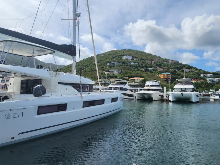 Vermietung Katamaran Lagoon mit Führerschein