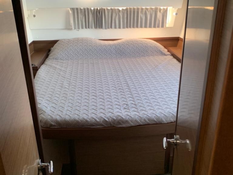 Boot mieten Sámi günstig Lagoon 42