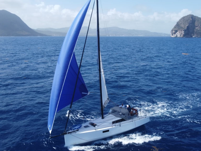 Boot mieten Port de Fort-de-France günstig Pogo 30