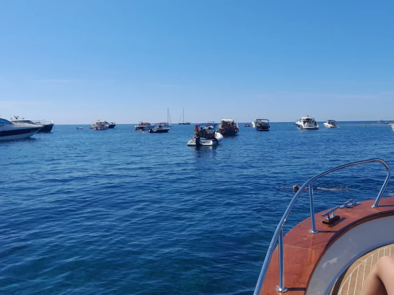 Ein fratelli mileo Gozzo Campano Sport Cruiser  mieten in Salerno