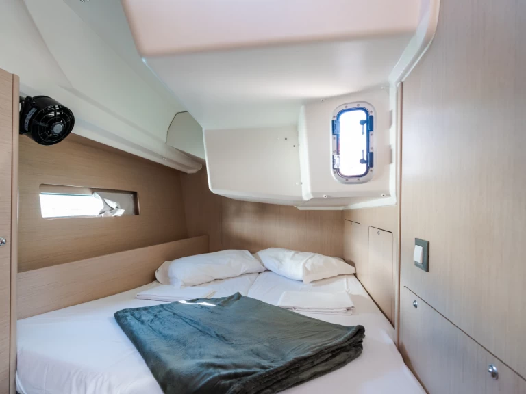 Boot mieten Olbia günstig Oceanis 40.1