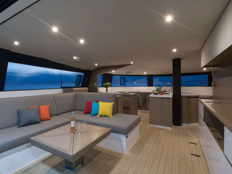 Katamaran mit oder ohne Skipper Custom mieten in Le Marin