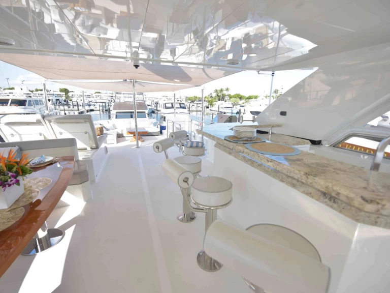 Ein Ocean alexander Touch N Go mieten in Nassau