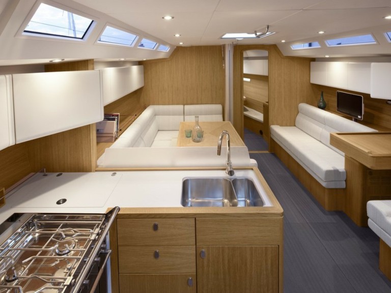 Ein Solaris Solaris One 44 mieten in Punat