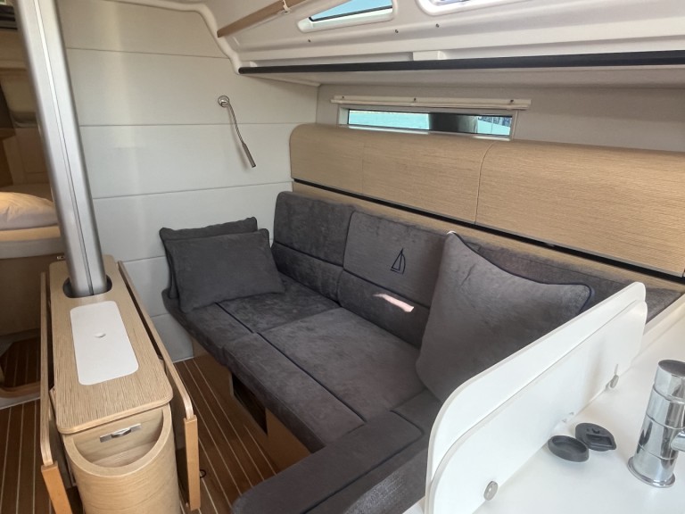 Bootsverleih Dehler Dehler 38 Punat Samboat