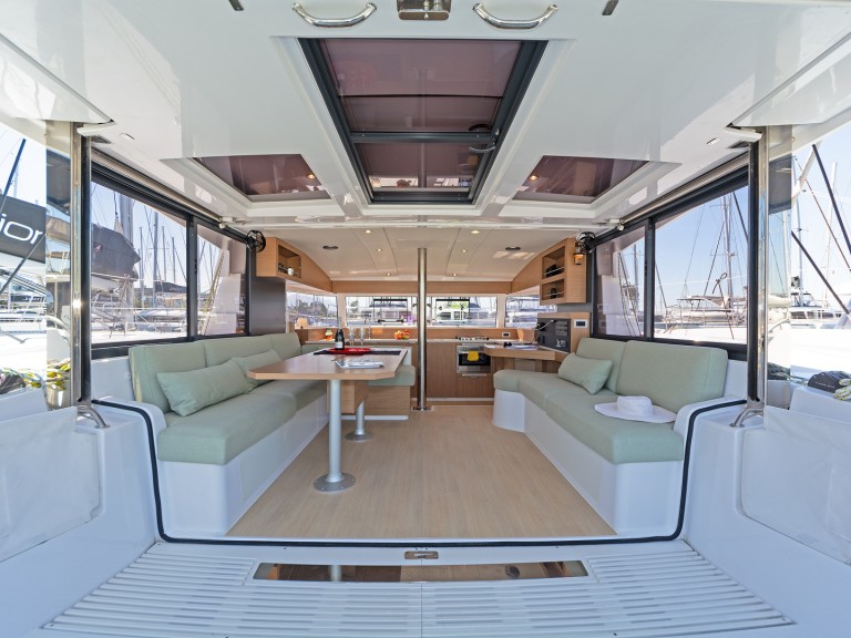 Katamaran mieten in Deme of Volos zum besten Preis