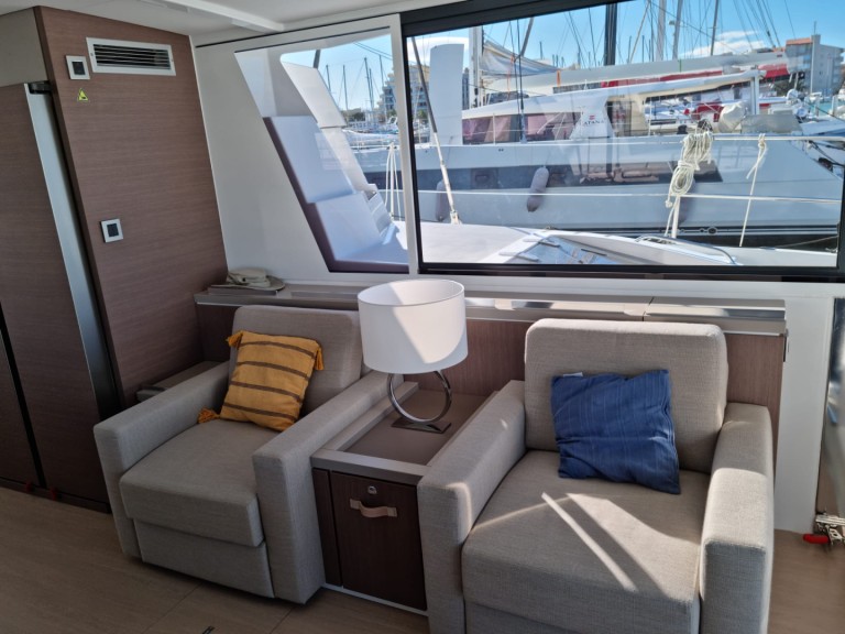 Boot mieten Le Marin günstig Bali 5.4