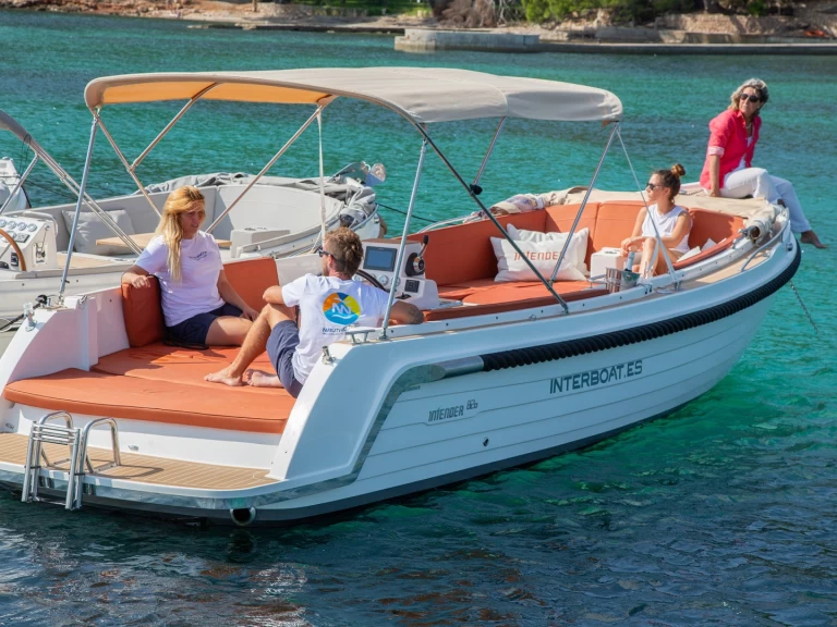 Interboat Intender 820 mieten Port de Pollença