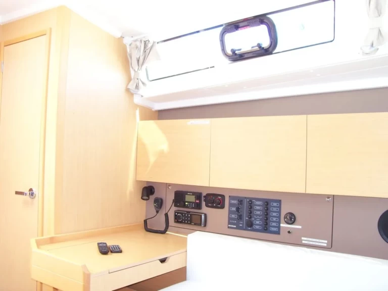 Bootsverleih Bénéteau Oceanis 38 Trogir Samboat