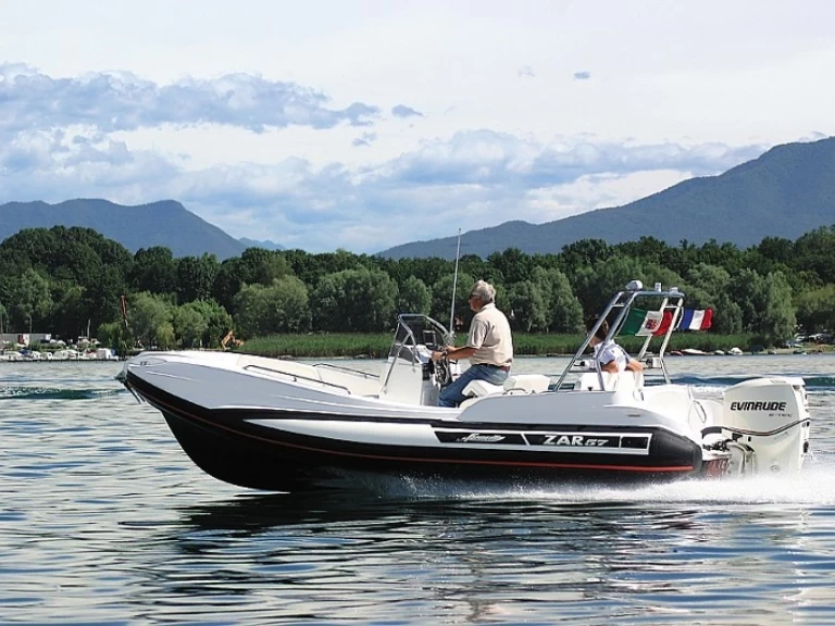 Schlauchboot mieten in Port de Pollença zum besten Preis