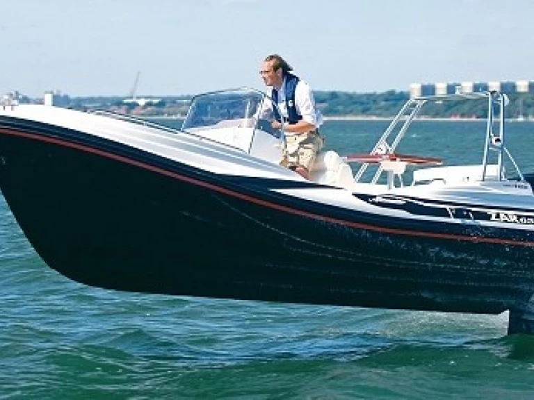 Schlauchboot mieten in Port de Pollença zum besten Preis