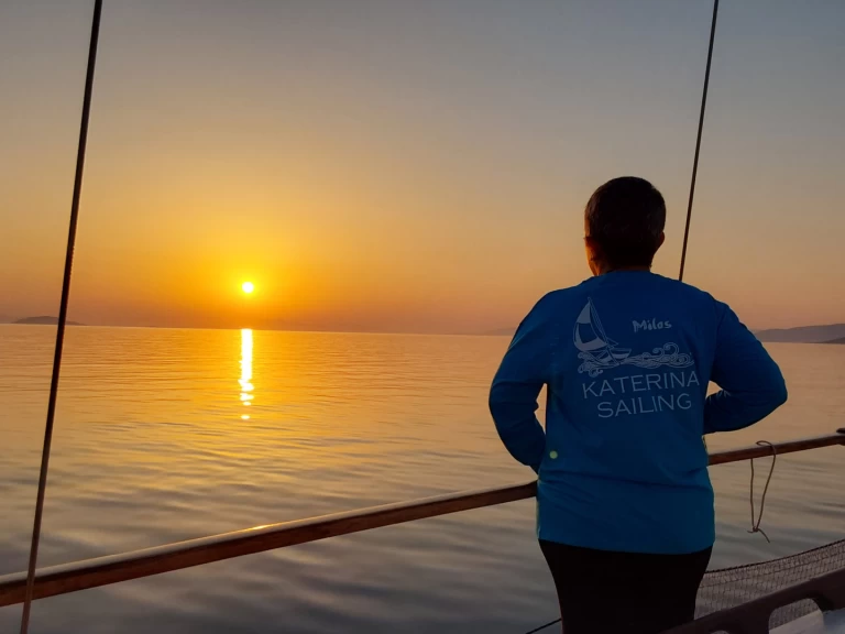 Segelboot mieten in Mílos - Georg Nissen Nissen 42