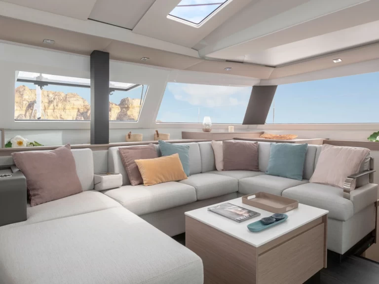 YachtCharter in Capo d'Orlando - Fountaine Pajot Elba 45 auf SamBoat