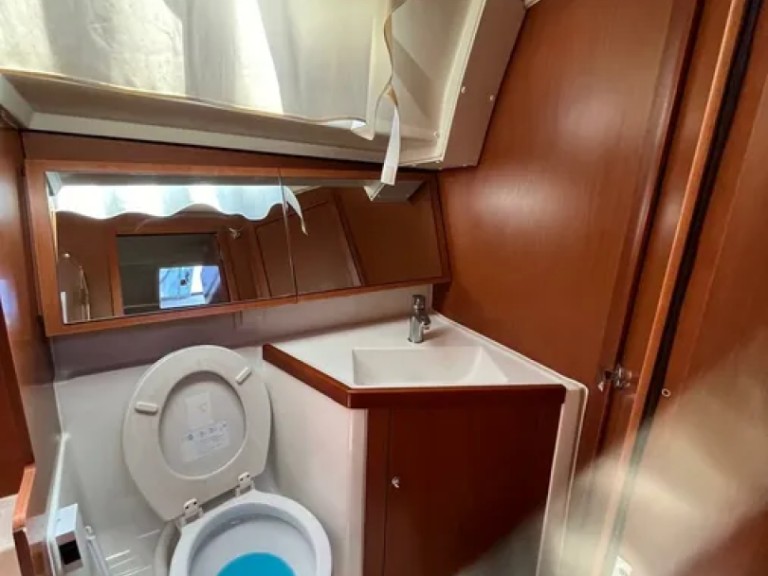 YachtCharter in Gouviá - Bénéteau Oceanis 41.1 auf SamBoat