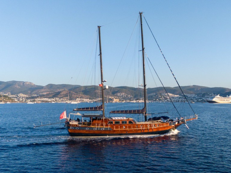 Vermietung Segelboot Custom Made mit Führerschein