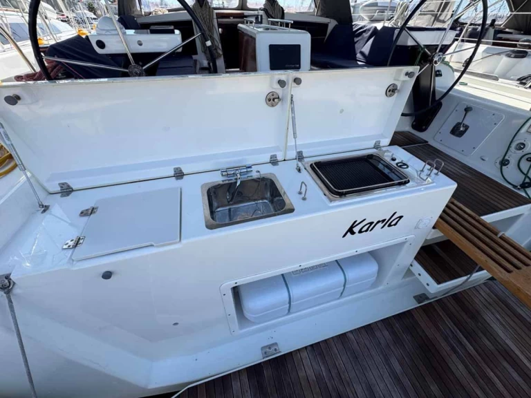 YachtCharter in Split - Dufour Dufour 430 auf SamBoat