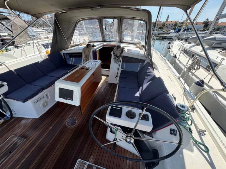 Ein Dufour Dufour 430 mieten in Split