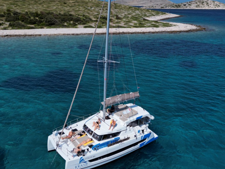 Bali Catamarans Bali Catspace Voile mieten Seget Donji