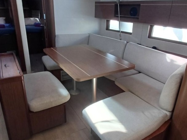 Vermietung Segelboot Bénéteau mit Führerschein