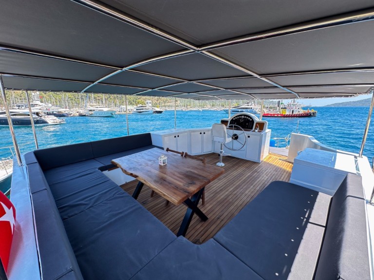 Vermietung Segelboot Custom Made mit Führerschein