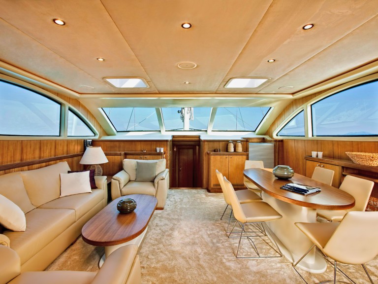 Custom Made MISS B mieten Bodrum