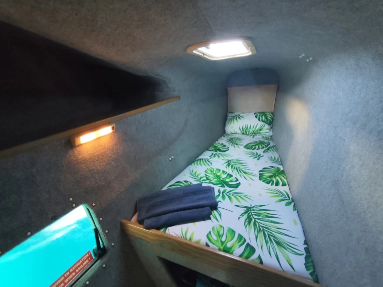 Ein Fountaine Pajot Maldives 32 mieten in Barbate