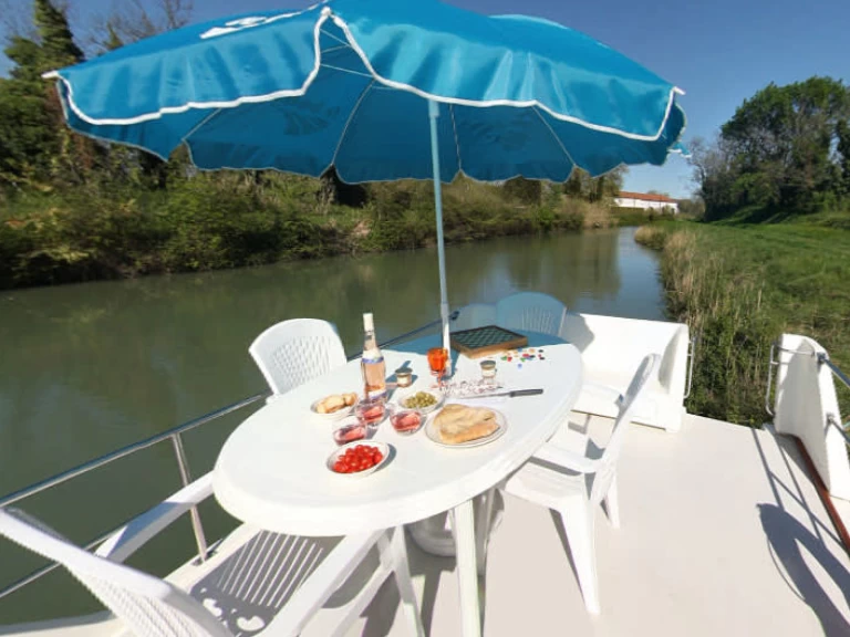 Motorboot mieten in Branges - Le Boat Continentale