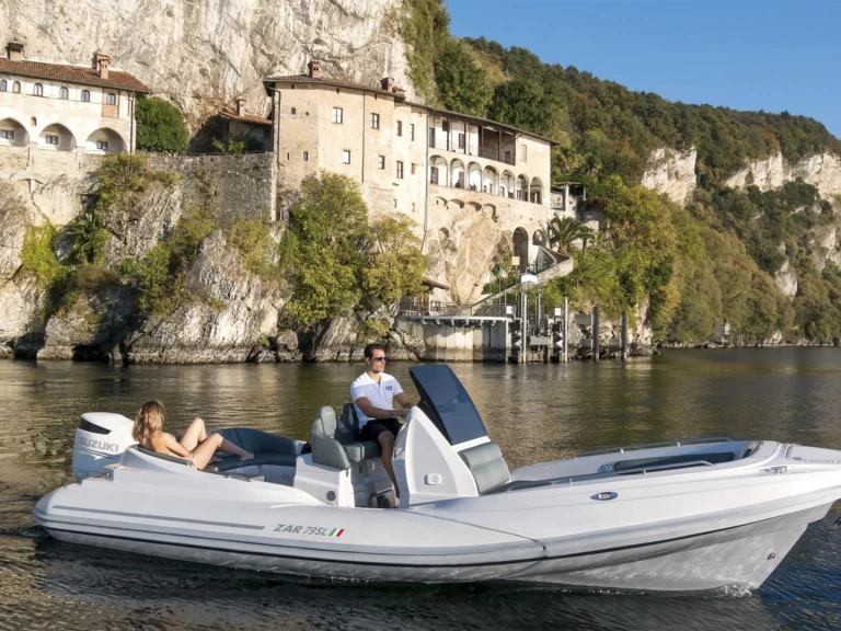 Schlauchboot mieten in Port de Pollença zum besten Preis