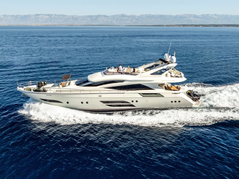 Dominator-Shipyard Dominator 780S Deluxe mieten Sukošan