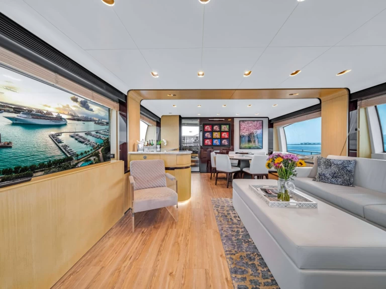 Boot mieten Miami günstig Azimut 84 Sky 