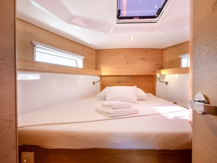 YachtCharter in Split - Elan Impression 45 auf SamBoat