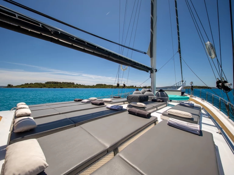  Gulet Anđeo mieten Split