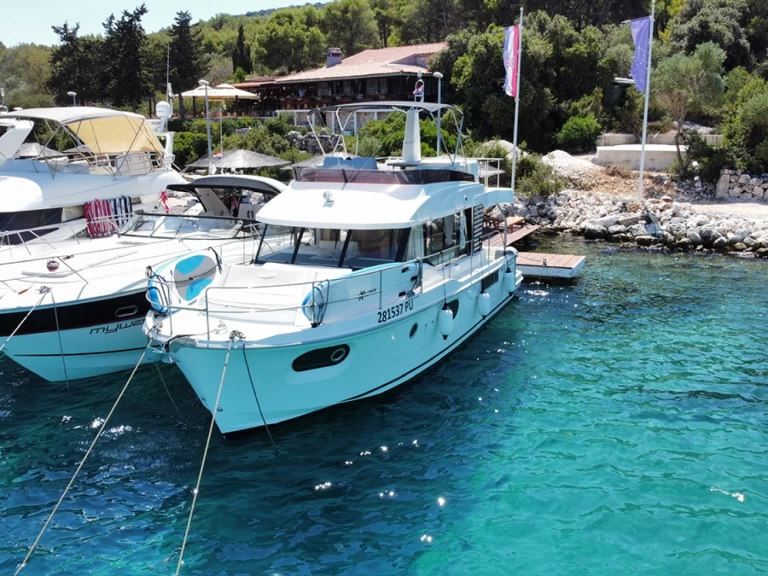 Bénéteau Swift Trawler 41 Fly mieten Biograd na Moru