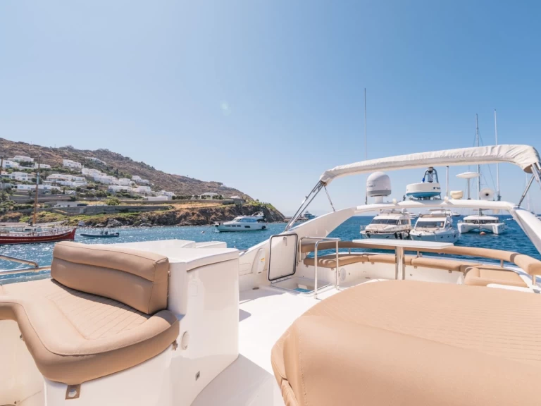 Ein Ferretti Ferretti 62 mieten in Mykonos (City)