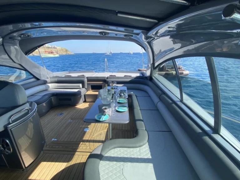 YachtCharter in Mykonos (City) - Pershing Pershing 54 auf SamBoat