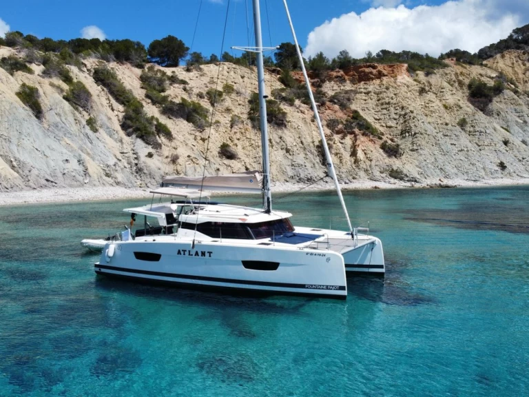 Katamaran mieten in Sant Antoni de Portmany - Fountaine Pajot Isla 40