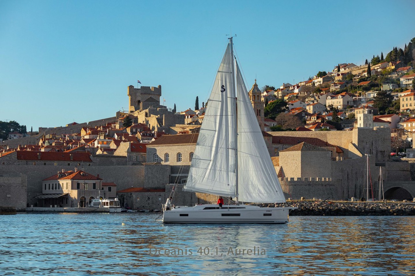 Mieten Sie ein Segelboot Bénéteau Oceanis 40.1 Komolac (Aurelia) | SamBoat