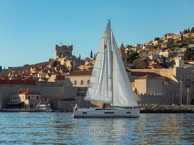 Ein Bénéteau Oceanis 40.1 mieten in Komolac