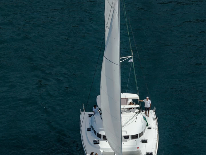 Bootsverleih Lagoon Lagoon 380 Komolac Samboat