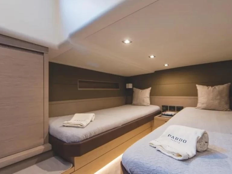 Ein Pardo Yachts Pardo 50 mieten in Ibiza Town