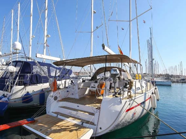 Ein Bavaria Cruiser 51 mieten in Castellammare di Stabia
