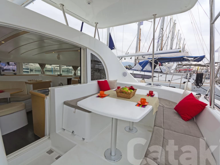 Ein Lagoon Lagoon 380 S2 mieten in Lavrion