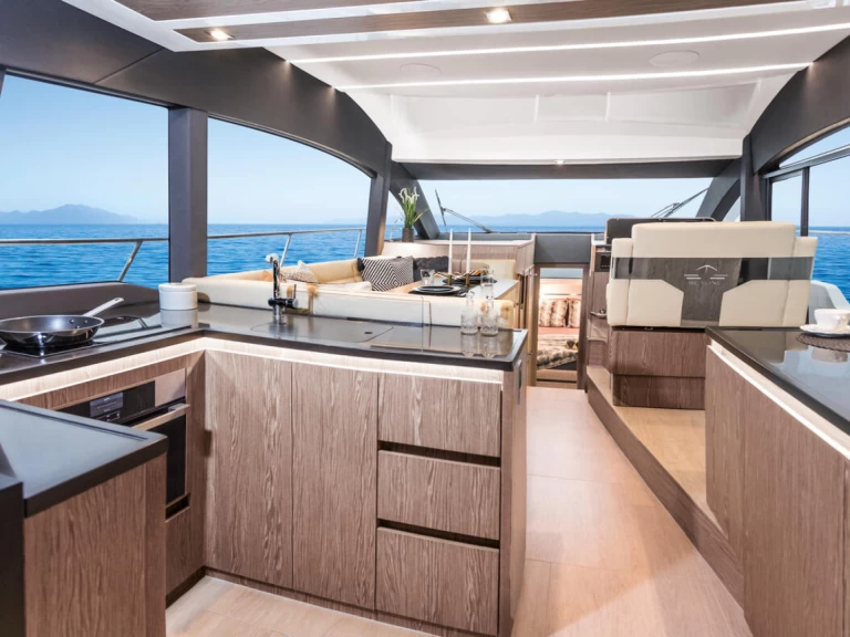 YachtCharter in Kaštela - Sealine Sealine F430 auf SamBoat