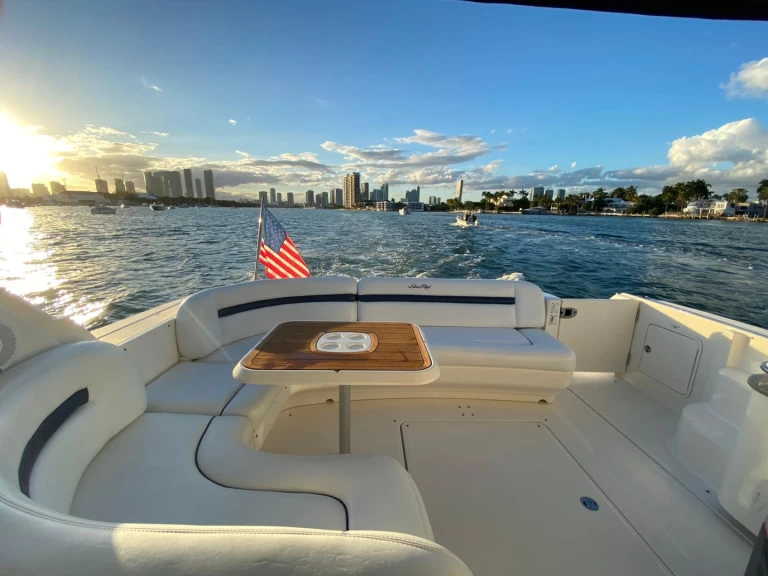 YachtCharter in Miami Beach - Sea Ray Sea Ray 480 Sundancer auf SamBoat